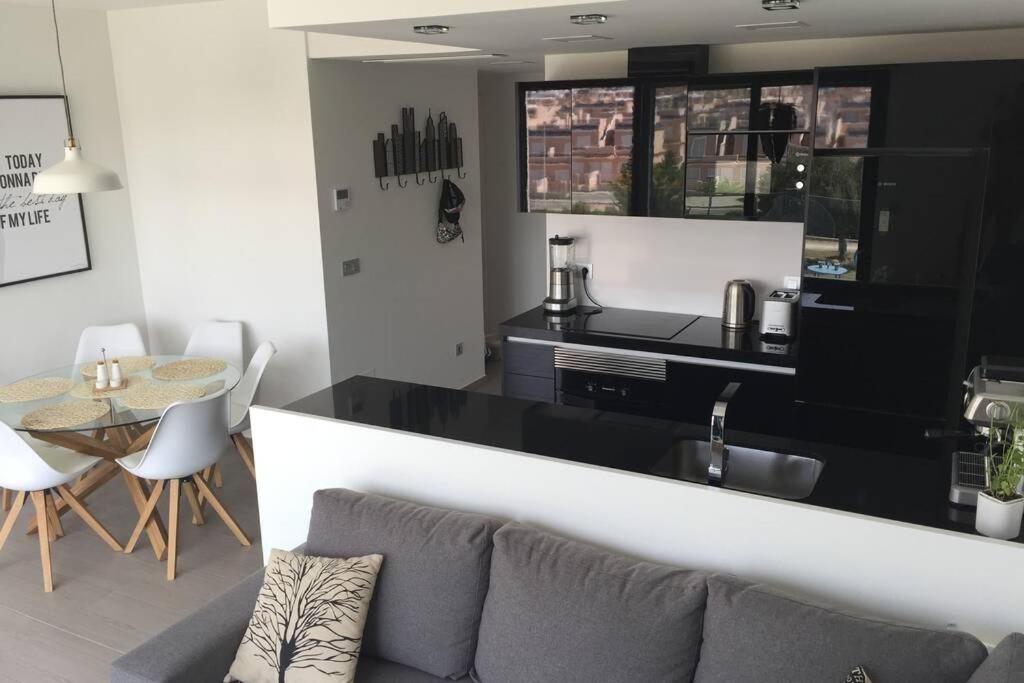 Fun Holiday Apartment Punta Prima Torrevieja Dış mekan fotoğraf