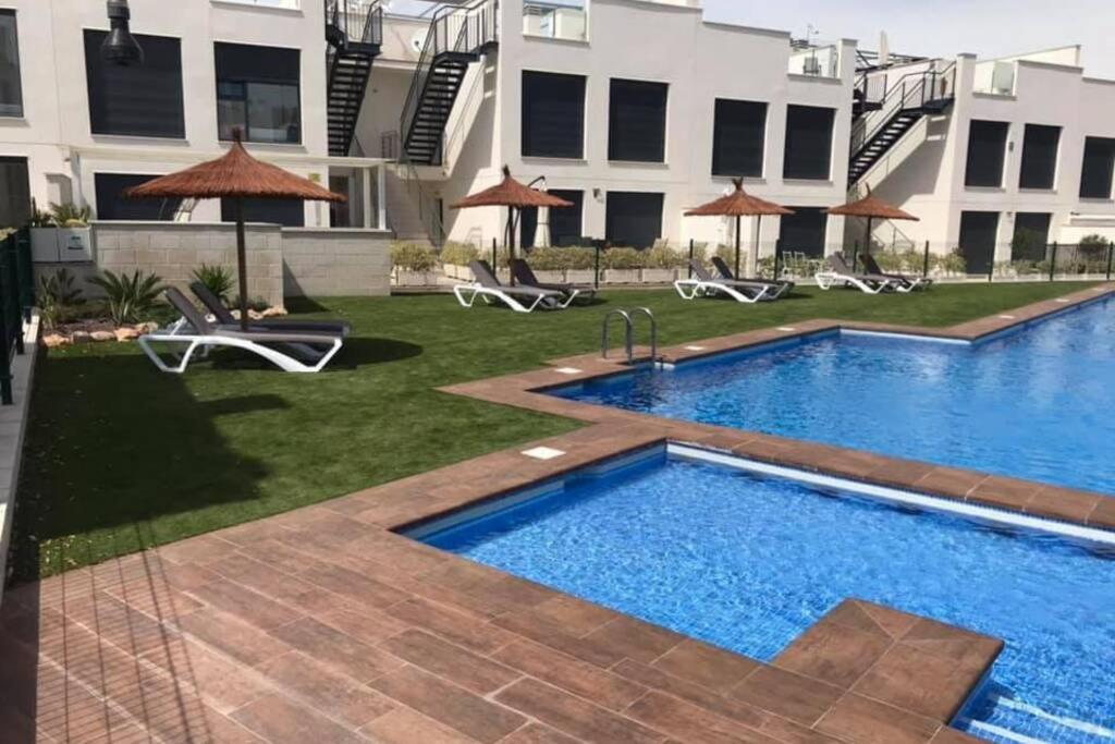 Fun Holiday Apartment Punta Prima Torrevieja Dış mekan fotoğraf